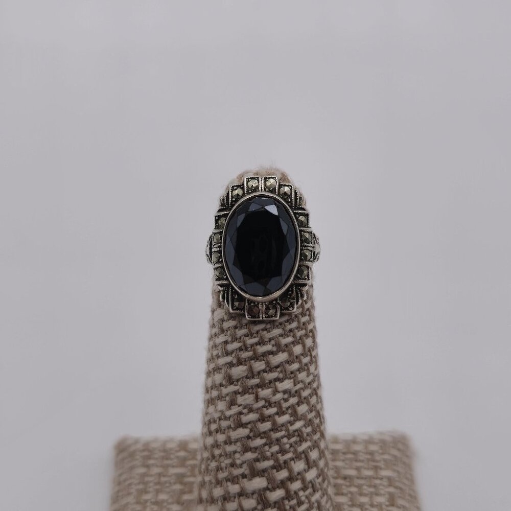 Size 3 Sterling Silver Worn Hematite Gem With Marcasite's Ring A1953